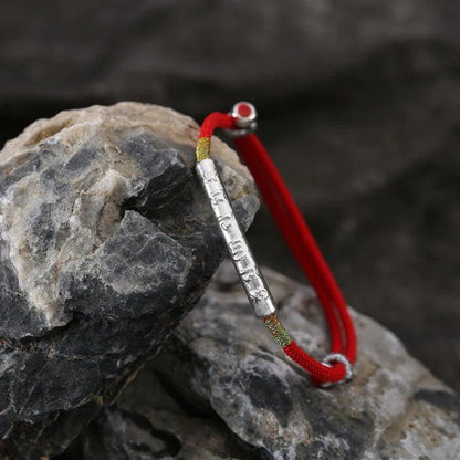 XSpiritual™- Mantra "Shanti" bracelet in Red Rope and Silver